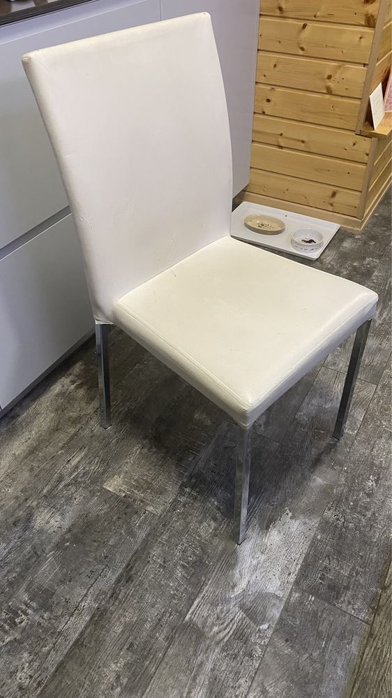 Бели столове, ползвани