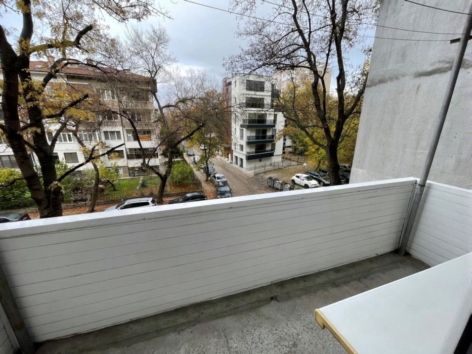 Продава се Двустаен апартамент в Пловдив, Кючук Париж - 63 кв.м за 1900 €/кв.м - Снимка #2