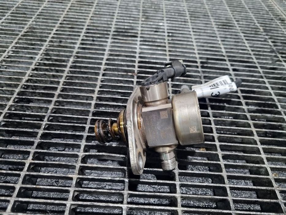 Pompa injectie / inalte Peugeot 3008 II 1.2 B 2016 - 2020 131CP HNY (EB2DTS) HNS ...