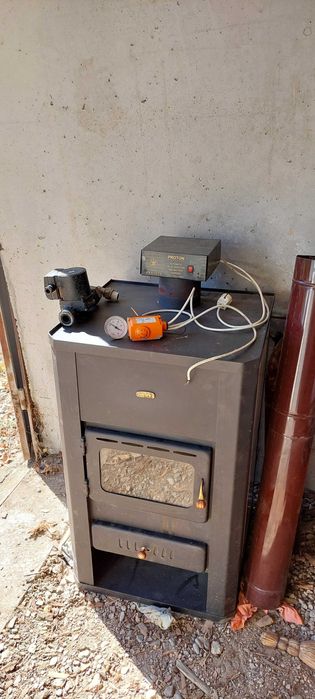 Печка с водна риза 19 + 4 kw