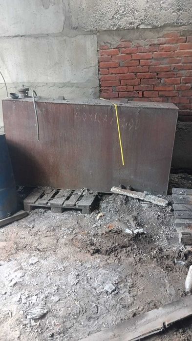 Продам емкость 1 куб