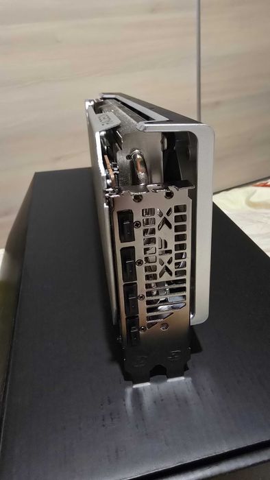 Placă video XFX RX 7800XT MERC 319 Black Edition 16GB, garanție 2027