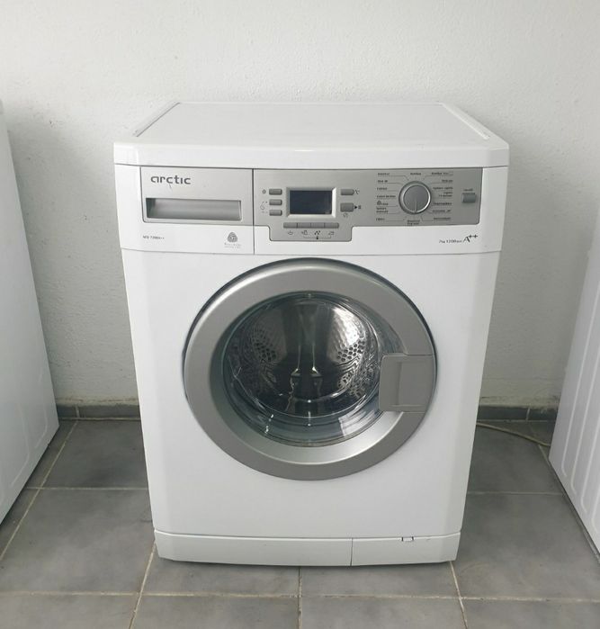 CEL MAI MIC PRET . ARCTIC Apl 5002 / 5oo lei. Reducere 1oo lei