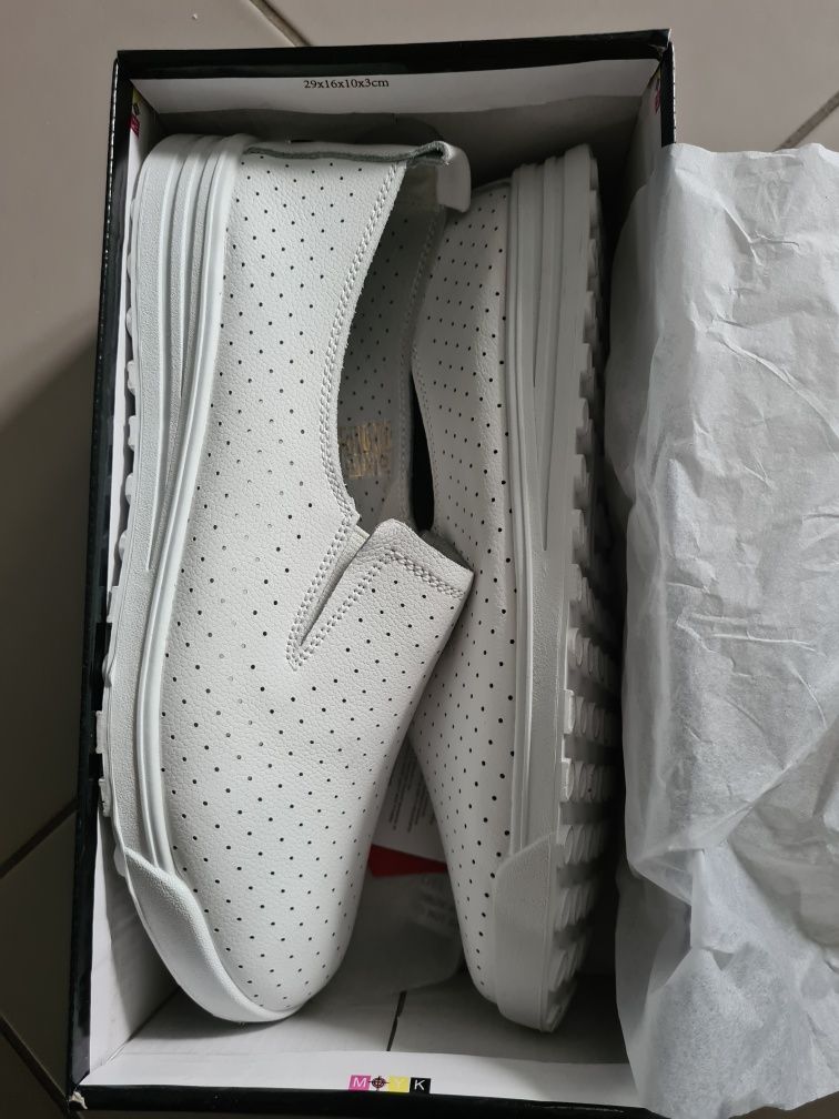 Pantofi piele, noi, albi, dama, talpa medicinala, 40, Feeling