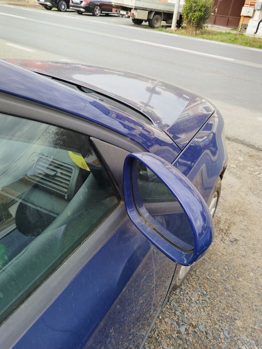 Oglinda dreapta Vw Passat b6 an 2005-2010
