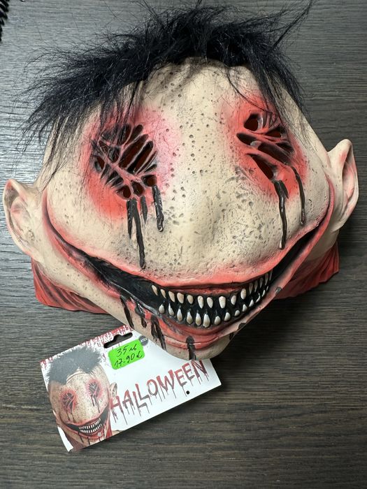 Хелоуин маска-караконджул
