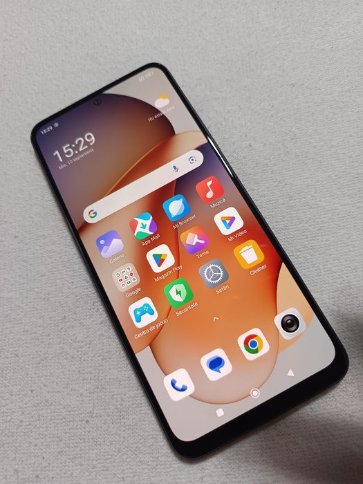 Redmi note 12 128/4+2 GB RAM