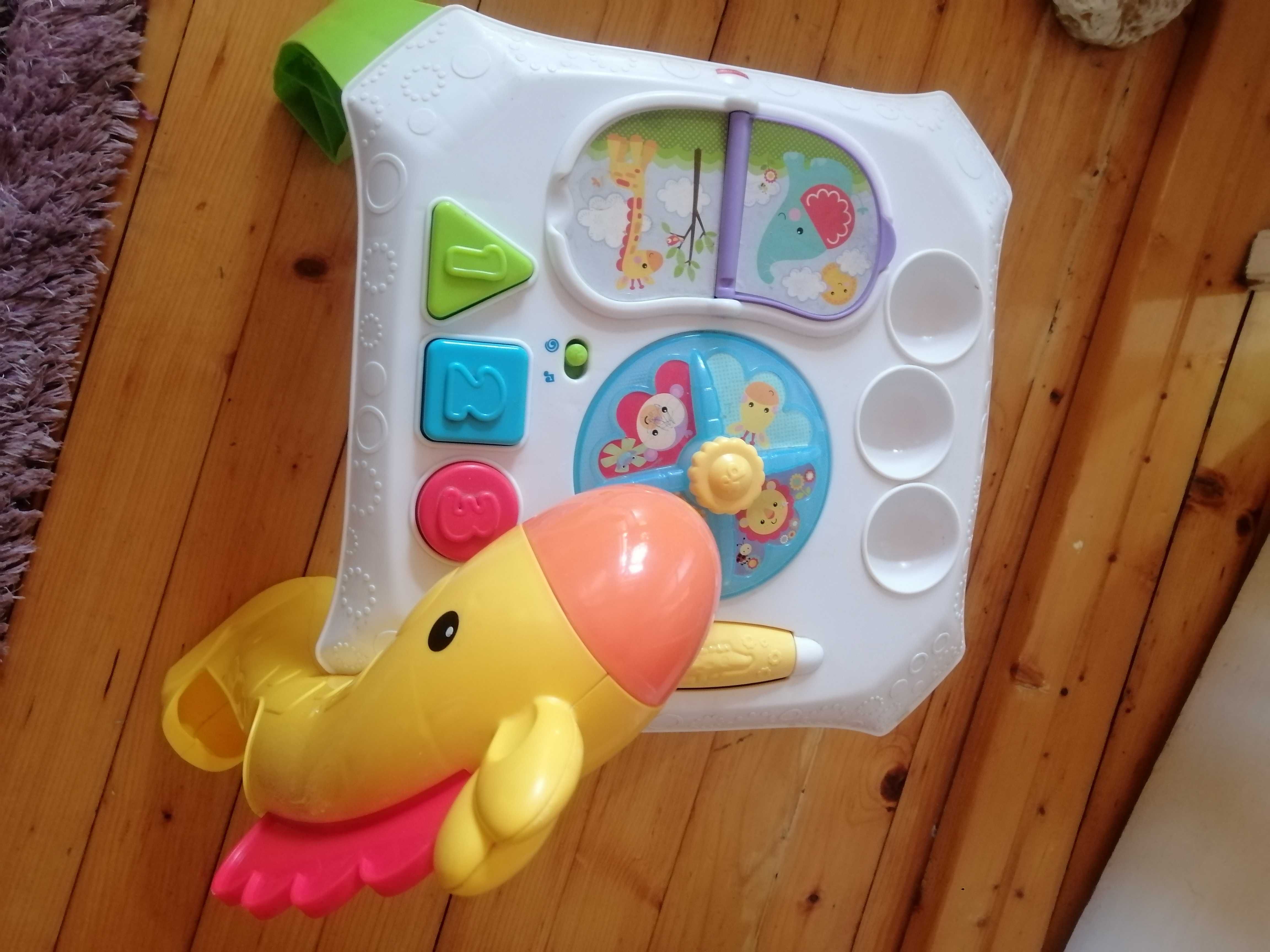 Детска интерактивна масичка Fisher Price