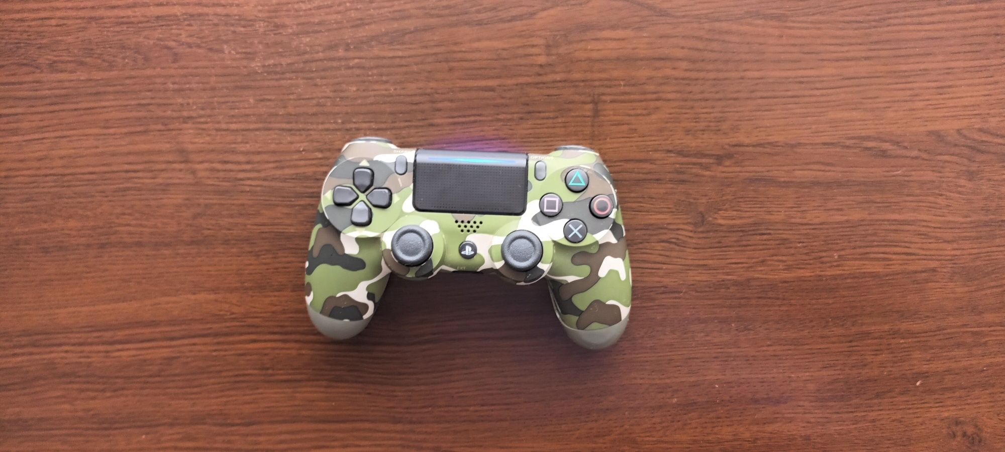 Consola PlayStation 4 Slim 1 TB + 1 controller camouflage + 7 Jocuri