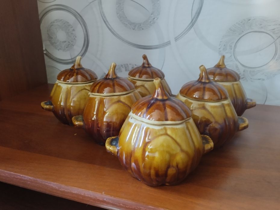Продам глиняные горшочки
