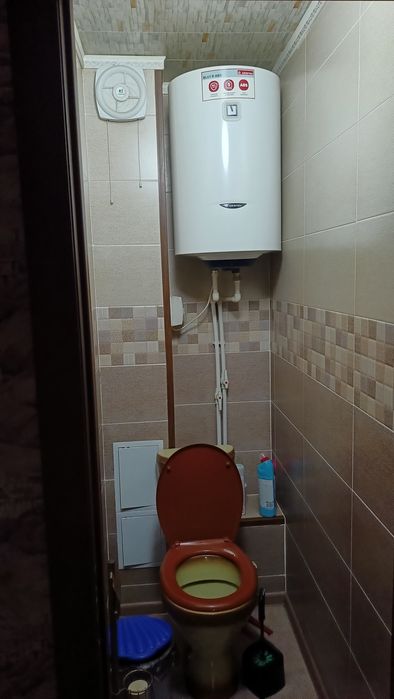 Продам трёхкомнатную благоустроенную квпртиру с евроремонтомроенную кв