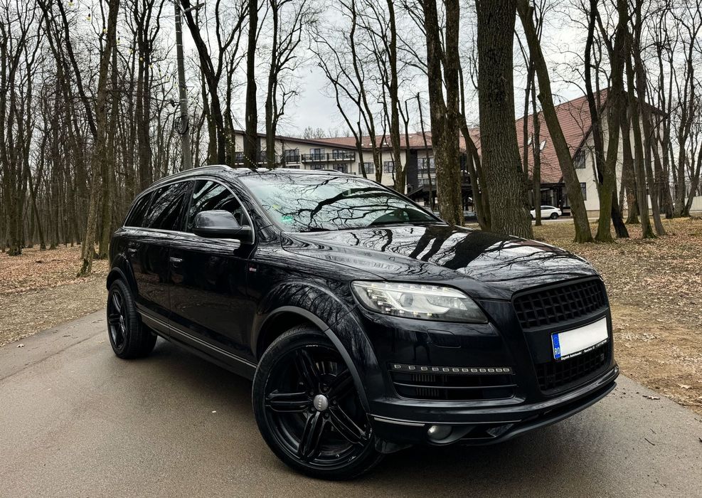 AUDI Q7 , 7 locuri