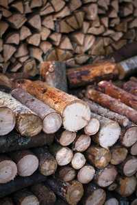 Продам дрова в мешках  рубленые.