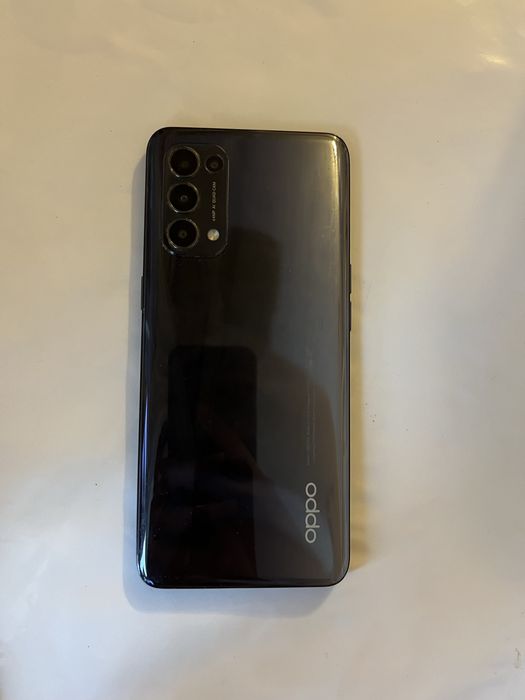 Продам Oppo Reno 5