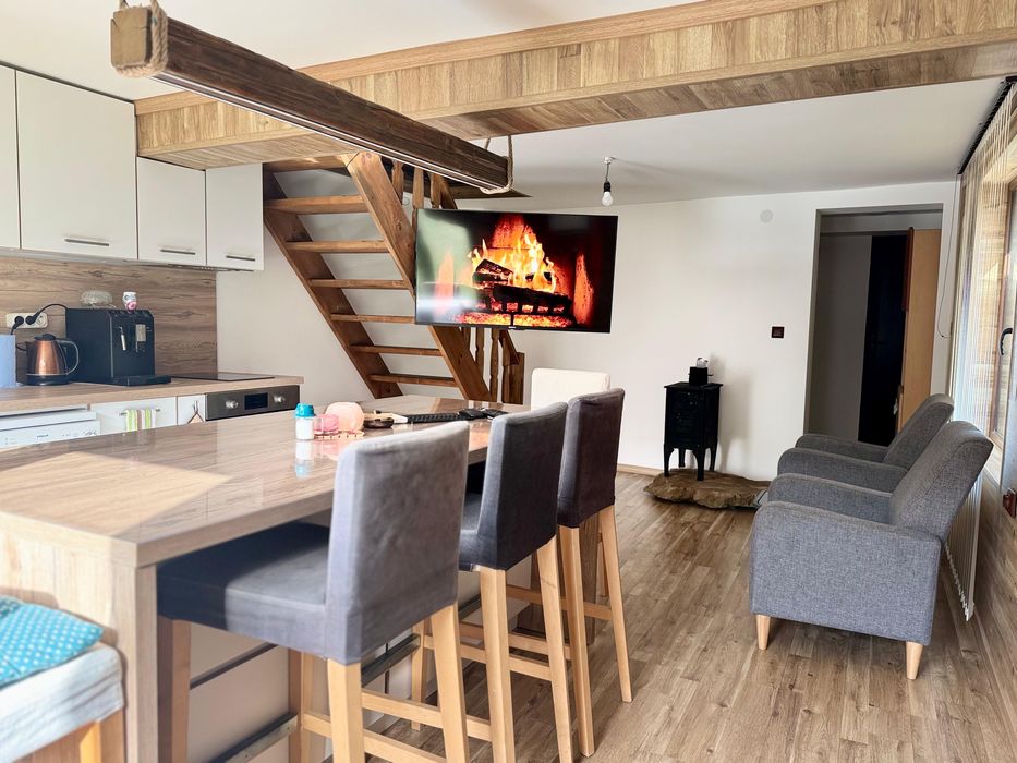 Обзаведена и Ремонтирана Вила с 2 спални , Кованлъка гр. Търговище