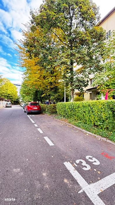 ZONA MANIU 3camere etaj2, finisat, balcon mare ,orientare sudica!