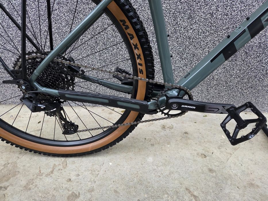 Планински Trek Marlin 7 – XL рамка / 29" – състояние КАТО НОВ