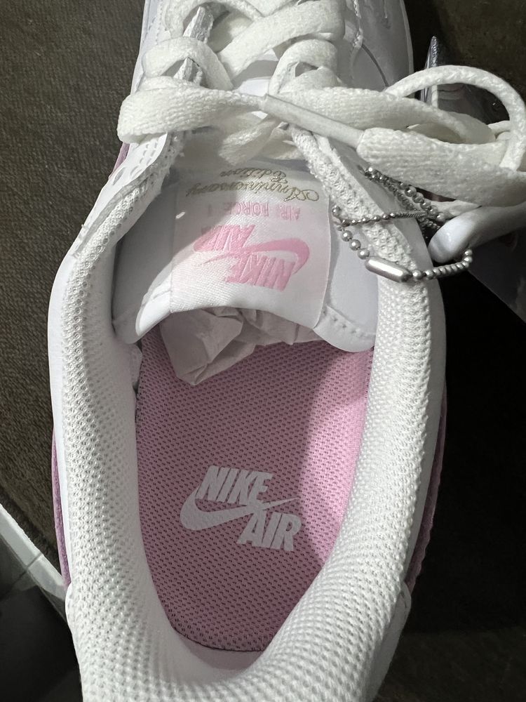 Nike Air Force 1 Low Retro Pink Gum