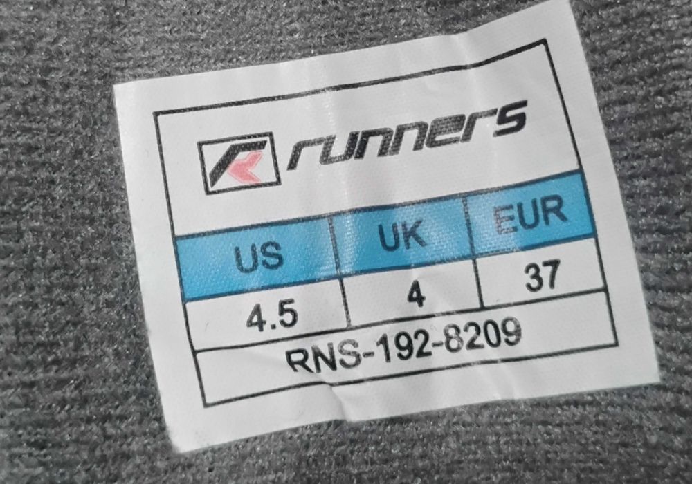 Почти нови топли Дамски Боти Runners 37 ми номер Сиви, Еко кожа, Полар