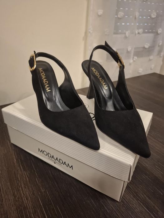 Черни обувки на ток