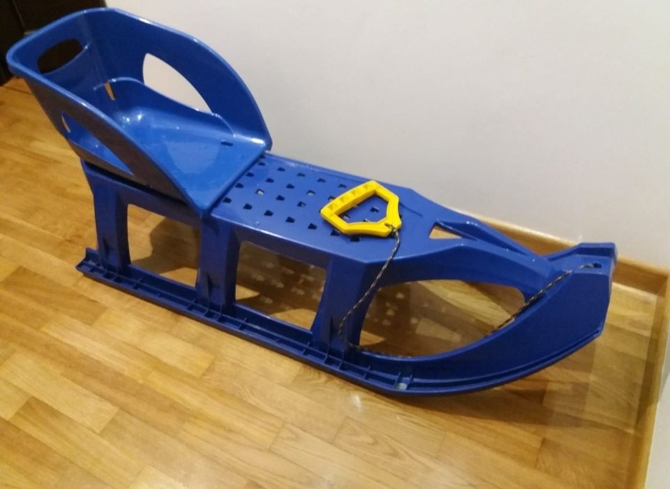 Uscator de par + sanie