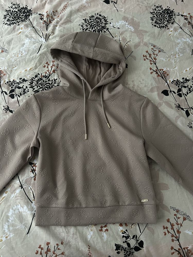 Суичър GUESS нов