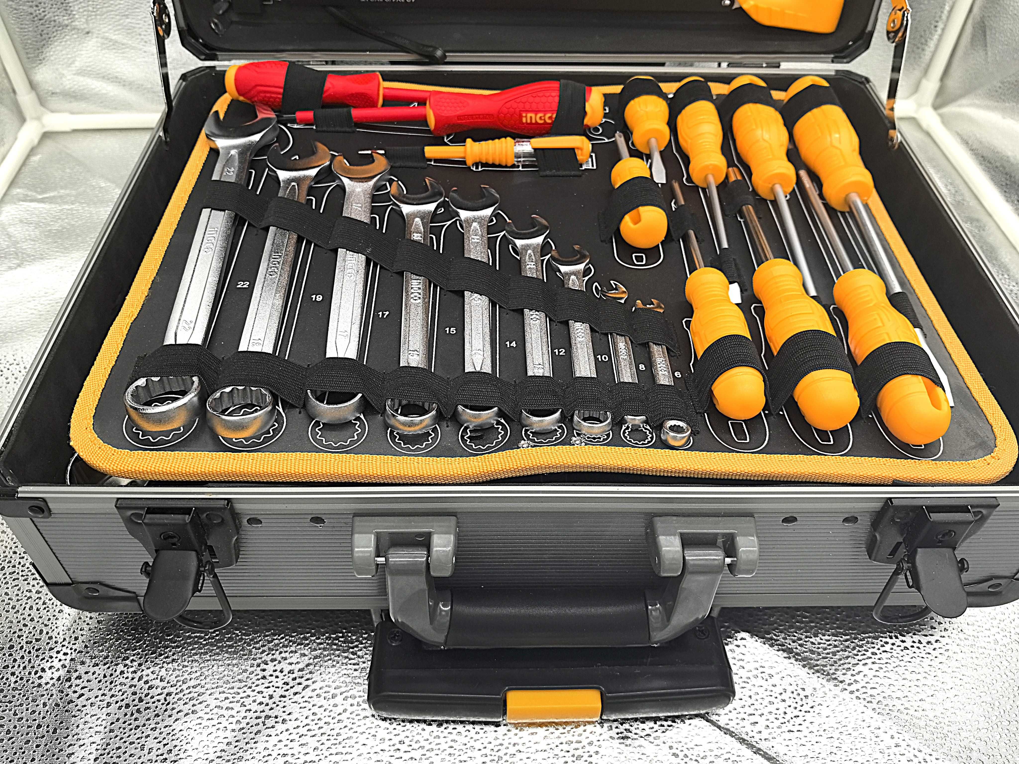 Trusa Scule 147 Piese, Geanta cu Roti – Set Complet