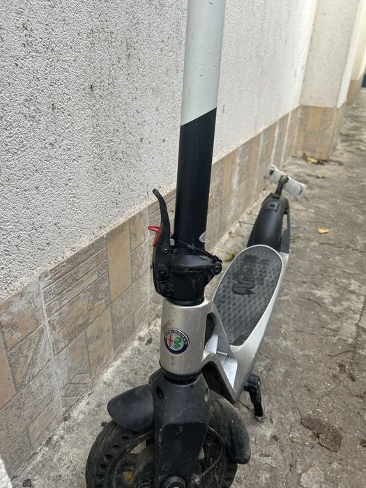 Vand trotineta electica