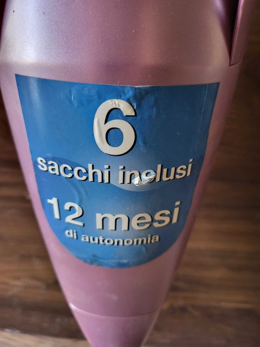 Вертикална прахосмукачка Delonghi Colombina XLF 1500 ES, 1500W