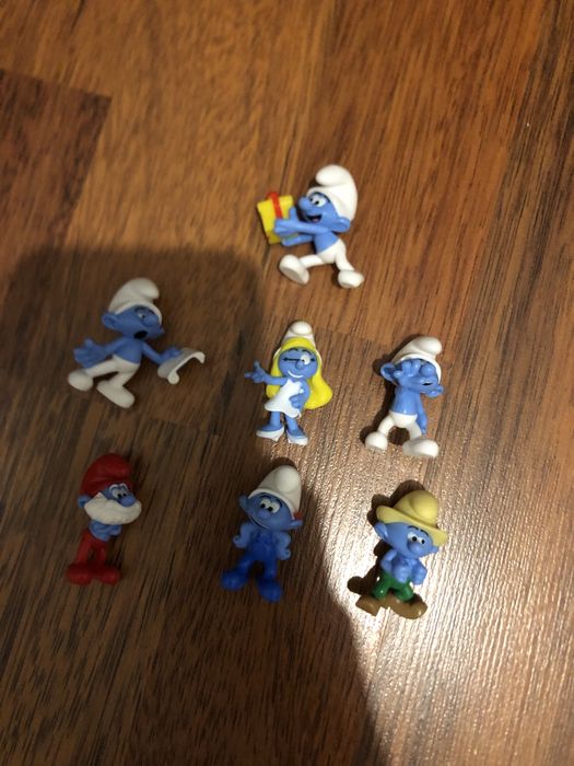 7 ștrumfi 7 lei/bucata