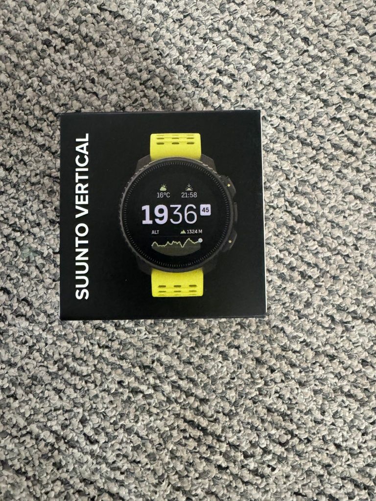 Smartwatch Sunto Vertical Black Lime+spark