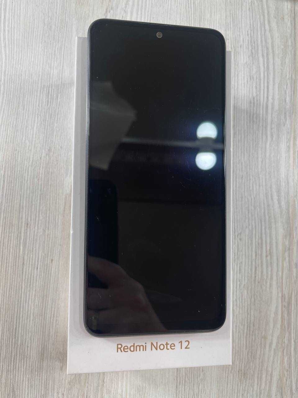 Продаю свой телефон Xiaomi Redmi Note 12 4G 128\4+4