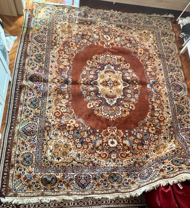 Персийски килим 284x228cm