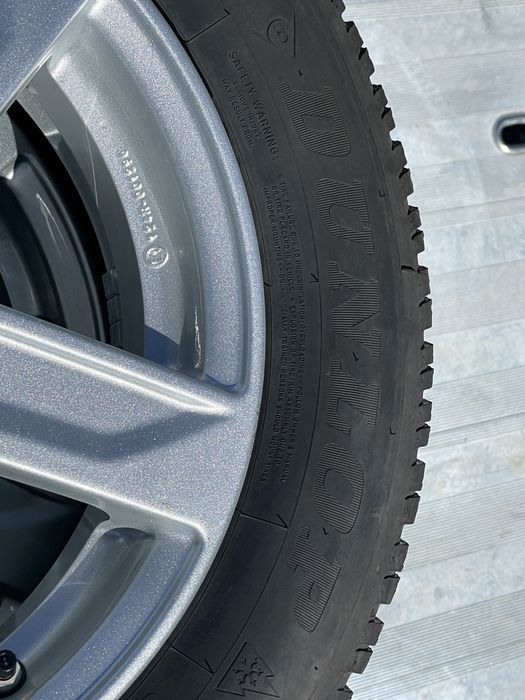 Jante Toyota  cu anvelope 175/65 R15