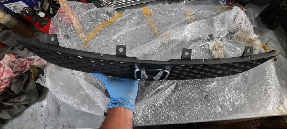 Решетка за Хонда Сивик 7 г. Type R, 71120-S5T-G01ZA , 71120S5TG01ZA