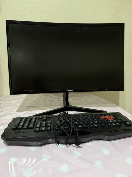 Монитор в подарок клавиатура