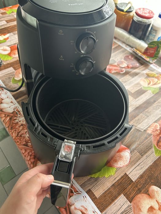 Vand friteuza cu aer cald Kumtel