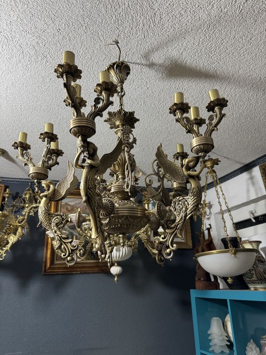 Candelabru- bronz masiv- nuanta nisipiu