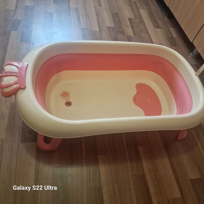 Cadita pliabila pentru baita