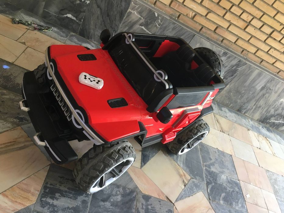 Продаётся детская машина 3млн