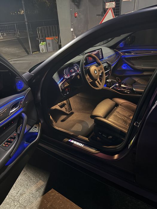 BMW M550i 2023 yil 42.000km yurgan stage 2+ da +-700ot kuchi