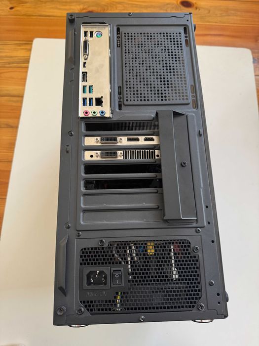 Gaming PC - AMD Ryzen 5 3600 , 16GB RAM