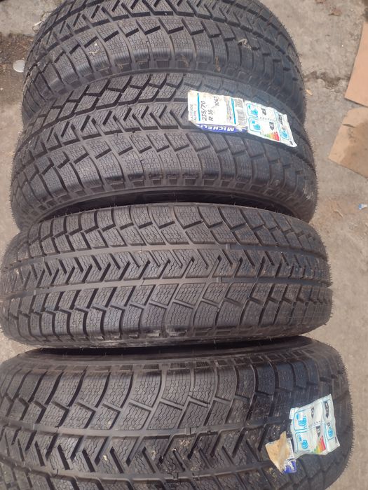 Нови 4бр.235/70/16 Michelin Latitude dot1417