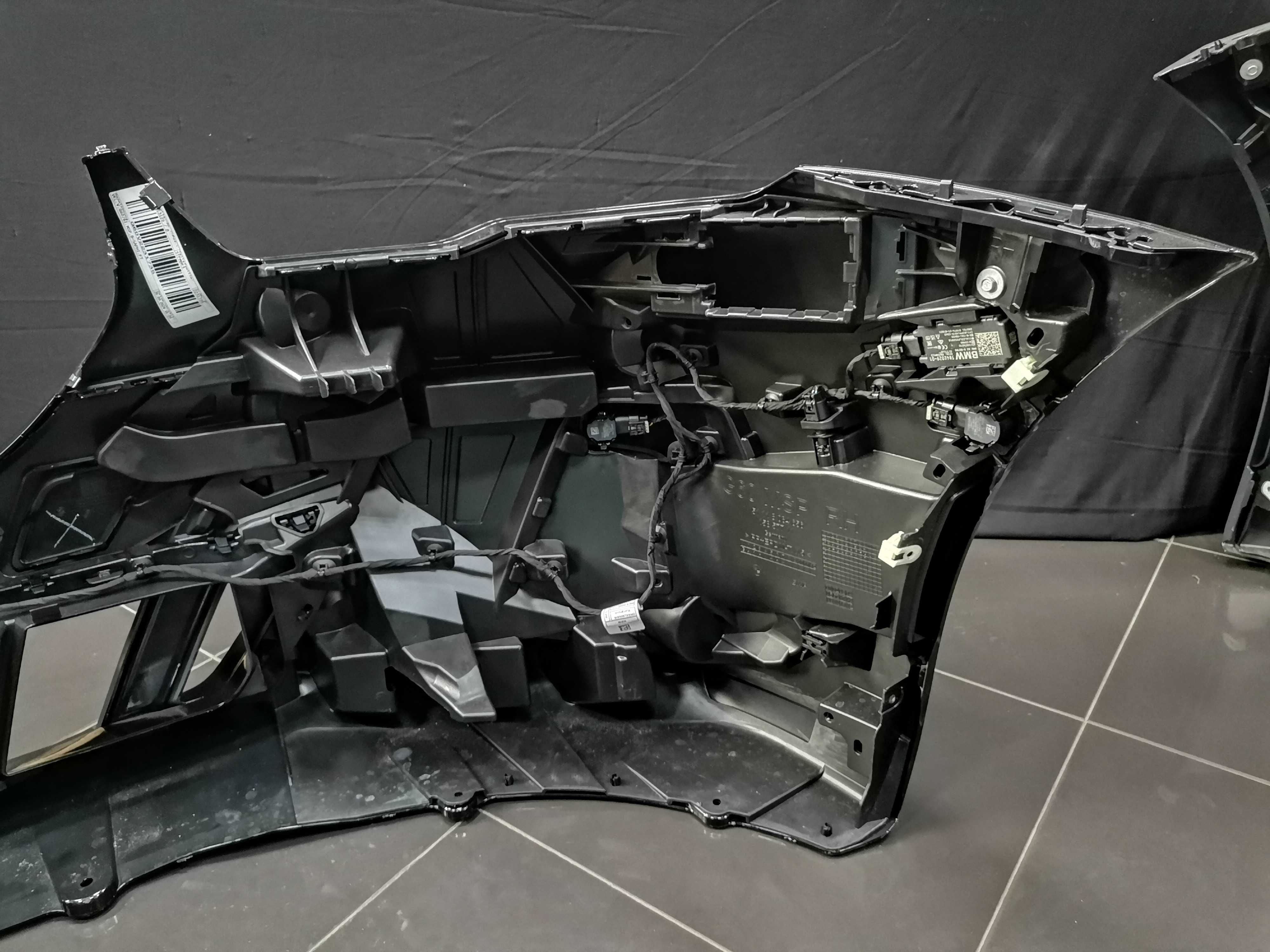 Нова Предна Броня Комплект BMW 5 i5 G60 G61 M Sport Paket Blacksaphire