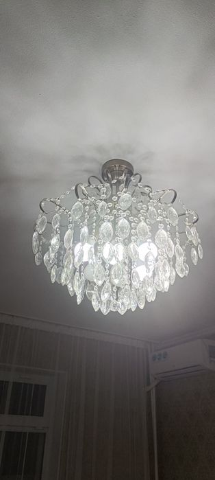 Люстры в хорошем состоянии,