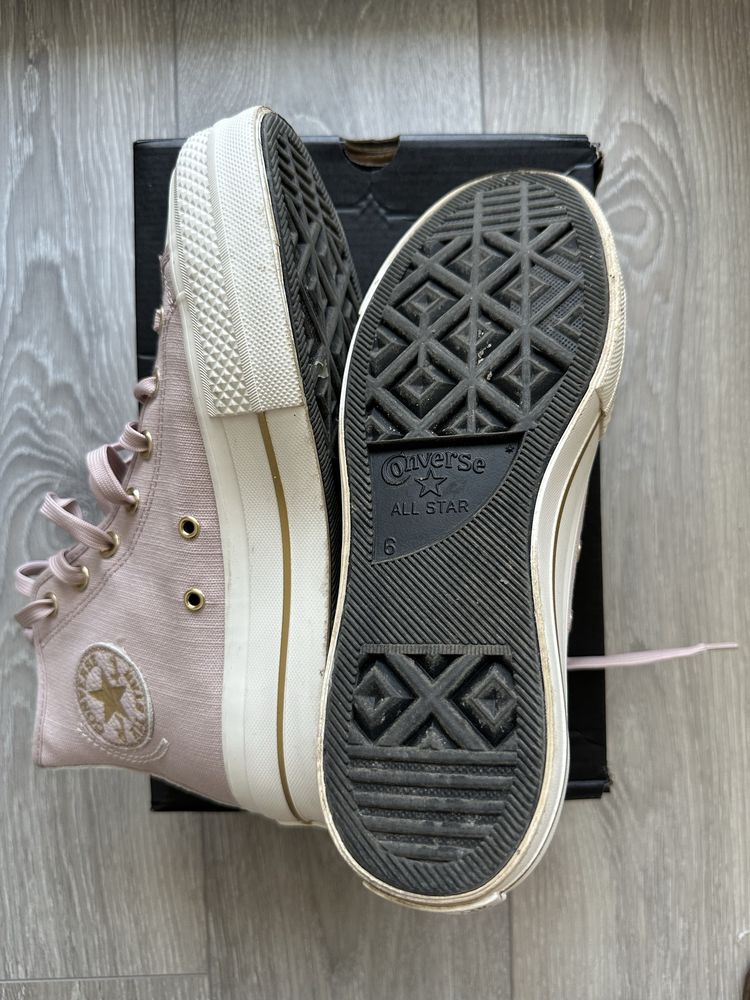 НОВИ: Дамски Converse Lift Hi - Размер 39