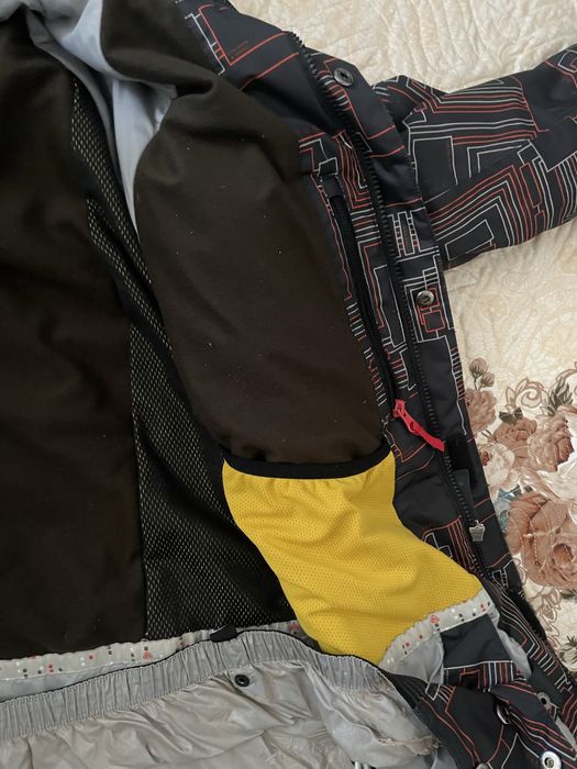 Jacheta de ski firefly marime S dar  e spre M stare perfecta