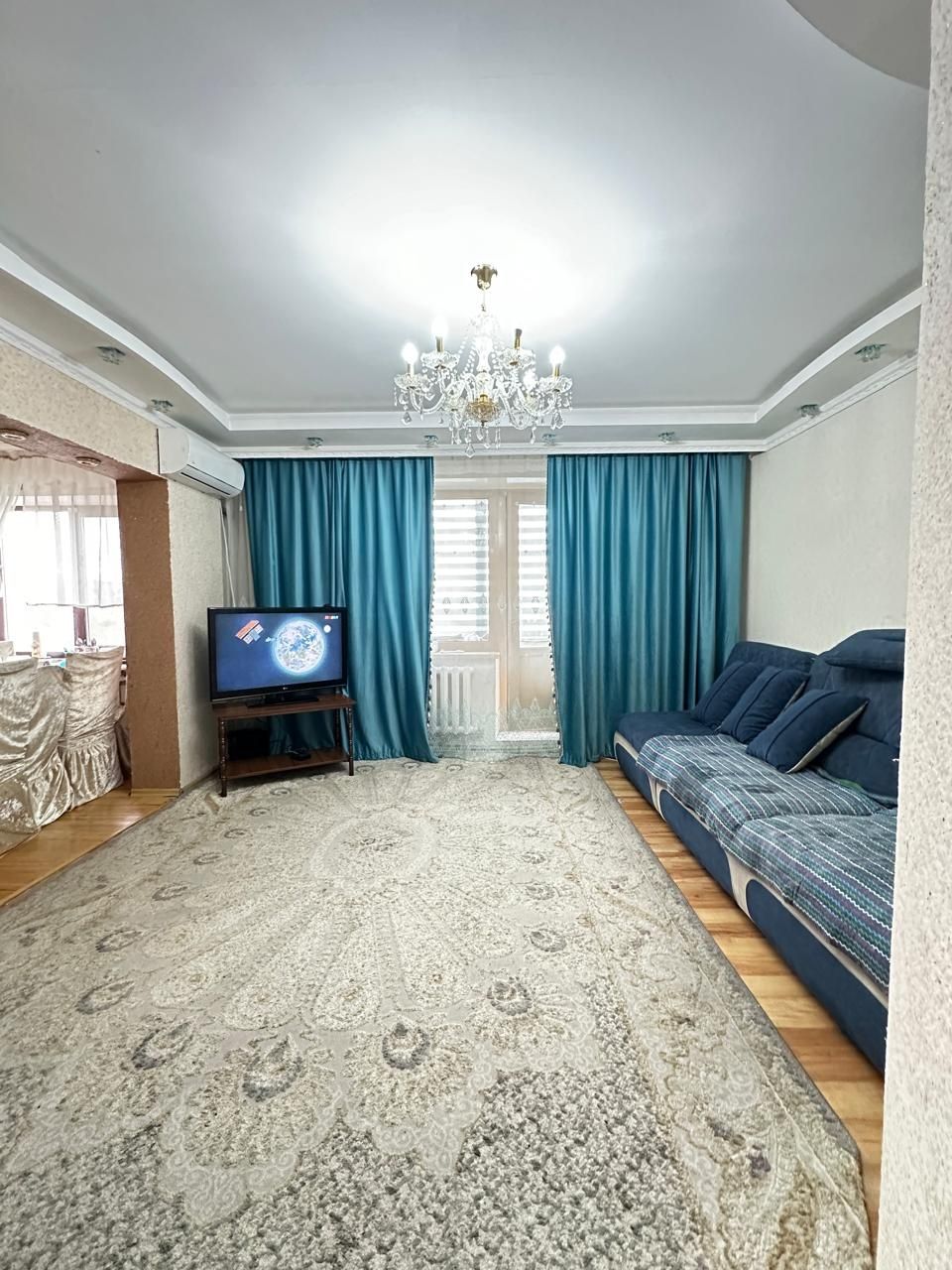 Продам 5 ти комн.квартиру район Новостройка!