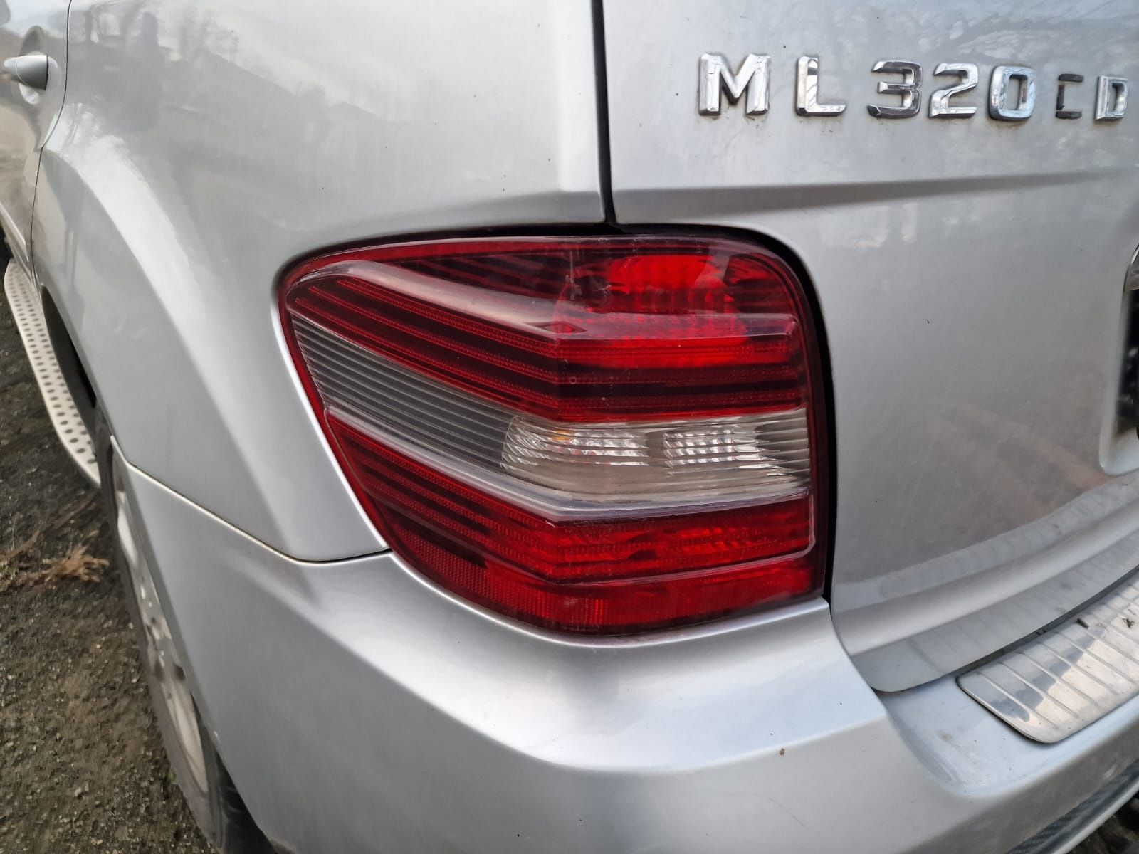 Aripa ,aripi originale Mercedes ML W169 2005-2010