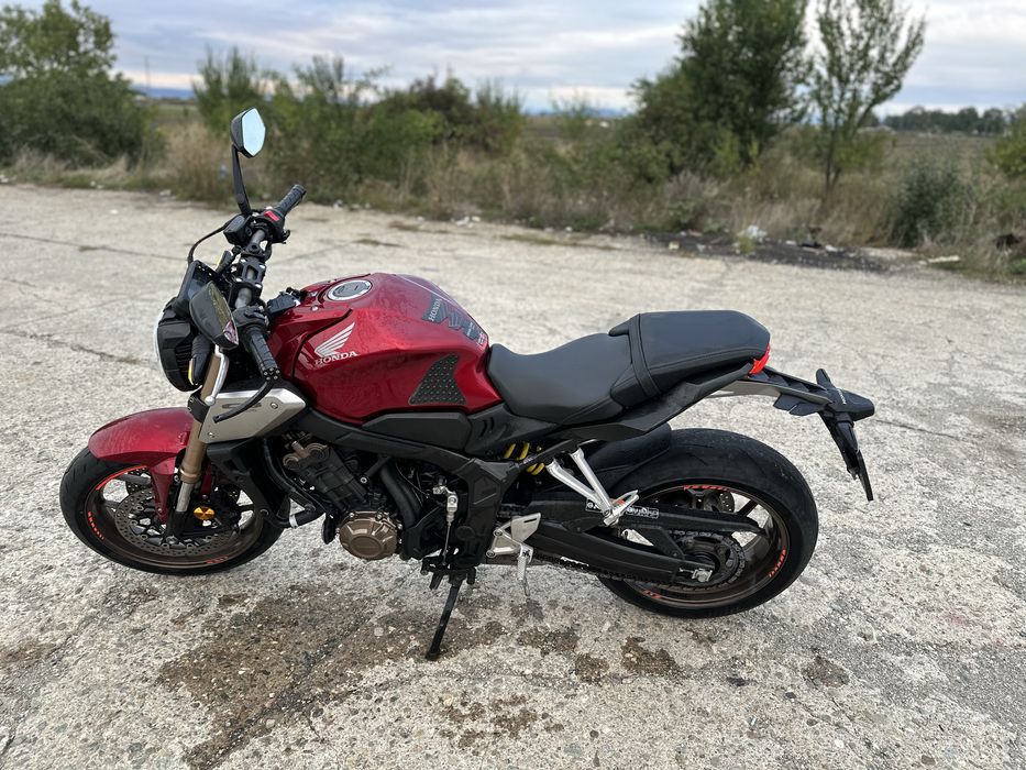 Vand Honda CB650RA